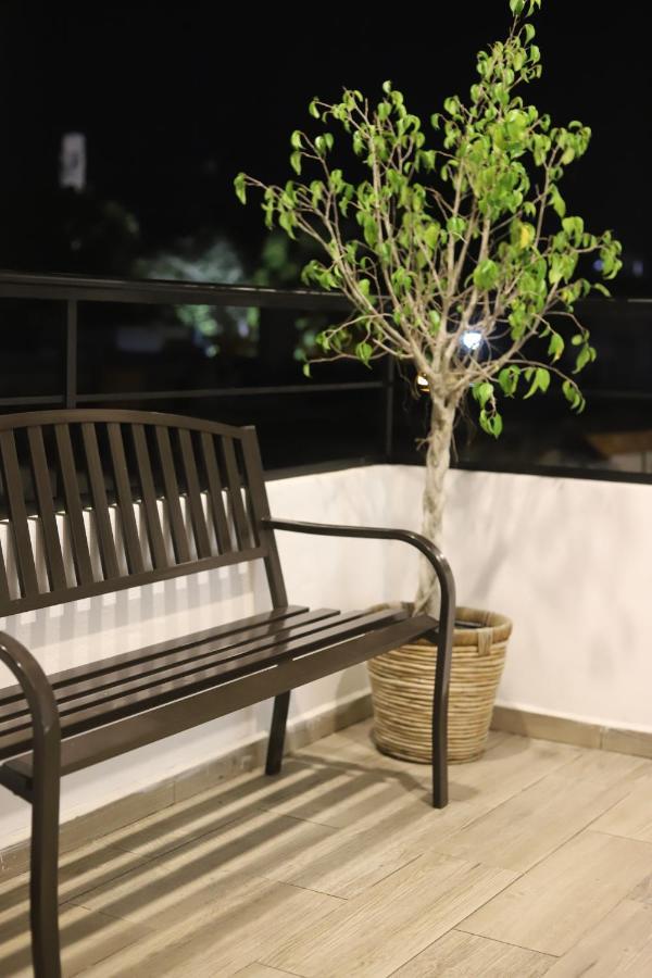 Margarett Hotel Valladolid  Ngoại thất bức ảnh
