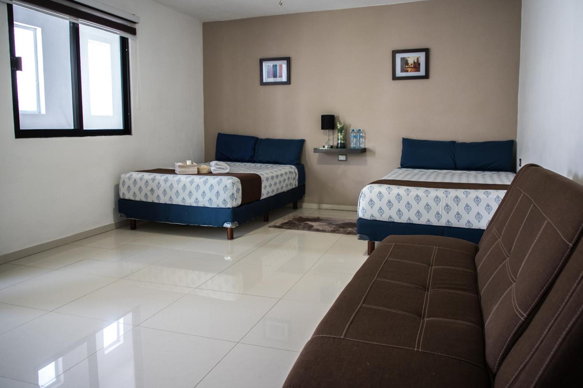 Margarett Hotel Valladolid  Ngoại thất bức ảnh
