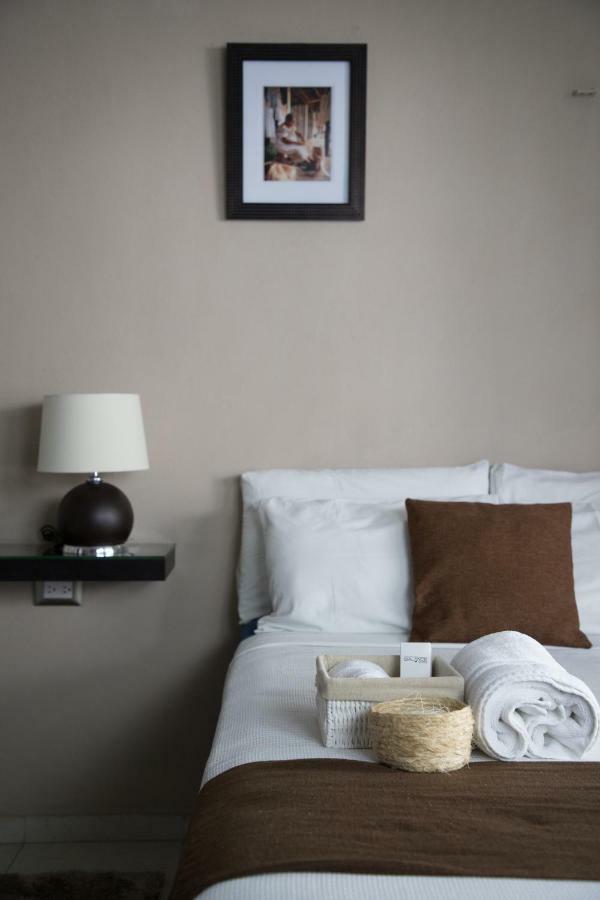 Margarett Hotel Valladolid  Ngoại thất bức ảnh