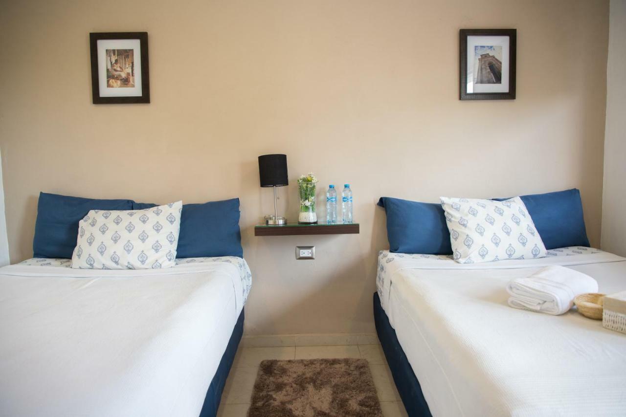 Margarett Hotel Valladolid  Ngoại thất bức ảnh